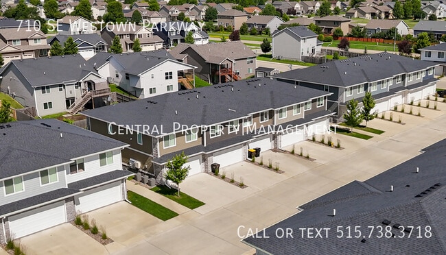 Building Photo - 710 SE Westown Pkwy