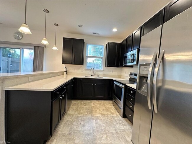 Building Photo - 2802 Rowling Wy