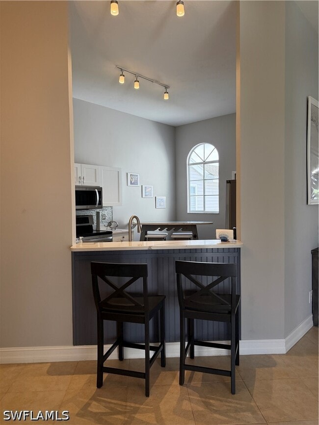 Building Photo - 2571 Citrus Lake Dr