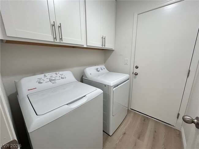 Building Photo - 4425 Rodman Dr