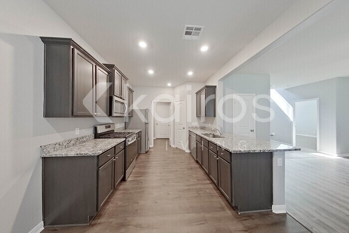 Building Photo - 825 NW 4th St