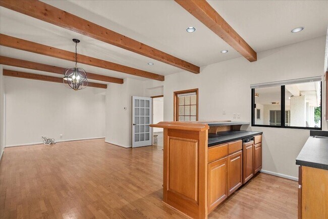 Building Photo - 5209 E Via Buena Vista