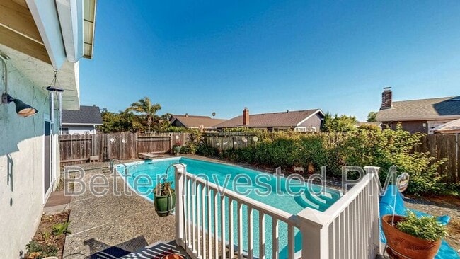 Building Photo - 848 Sprucewood Ct