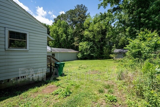 Building Photo - 2990 Jonquil Dr
