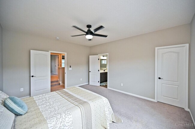 Building Photo - 1538 Summerview Ln