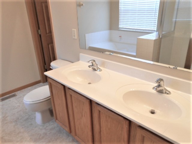 Building Photo - 2194 Dry Ridge Ct