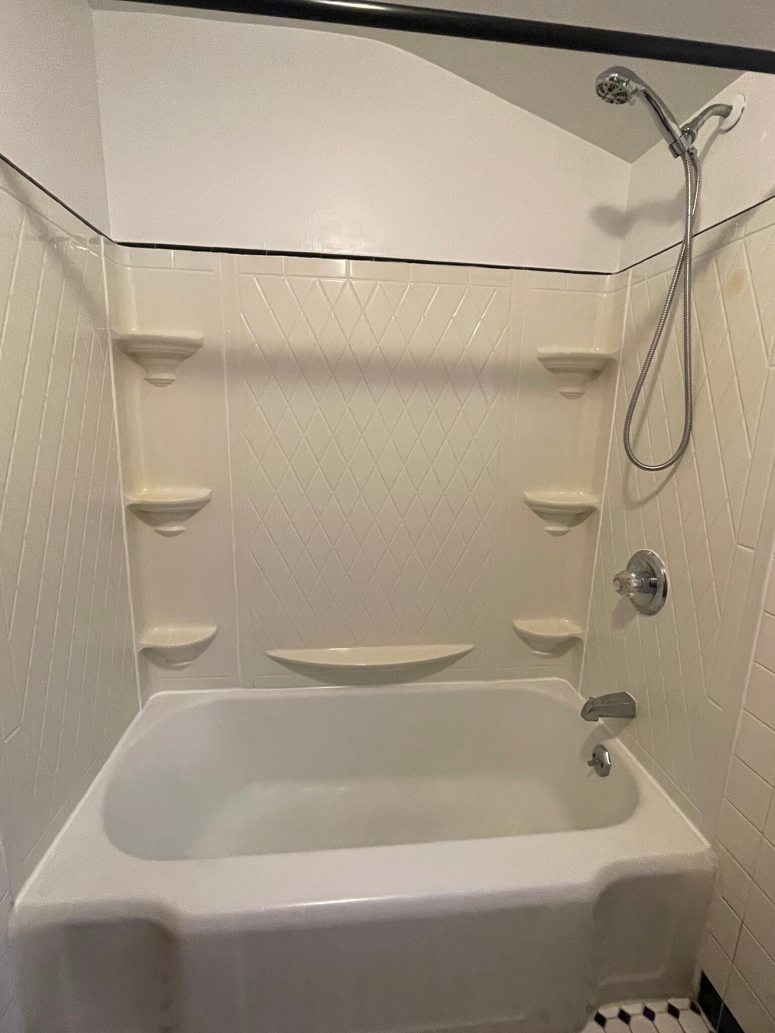 Bath - 156 Maple St