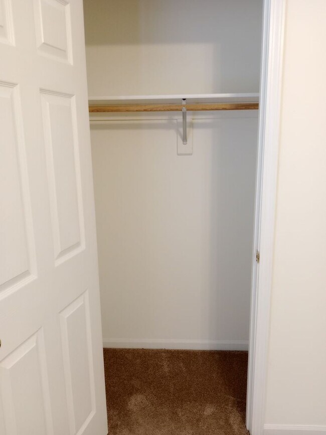 Building Photo - 3500-3502-3502 Delmar Ct