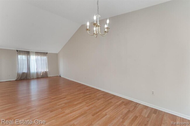 Building Photo - 4721 Carrington Dr