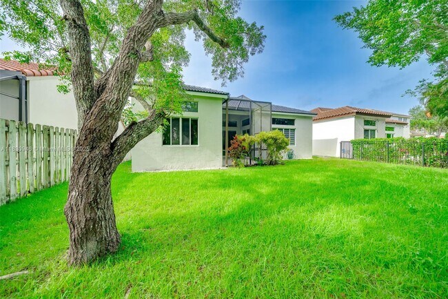 Building Photo - 1212 Camellia Ln