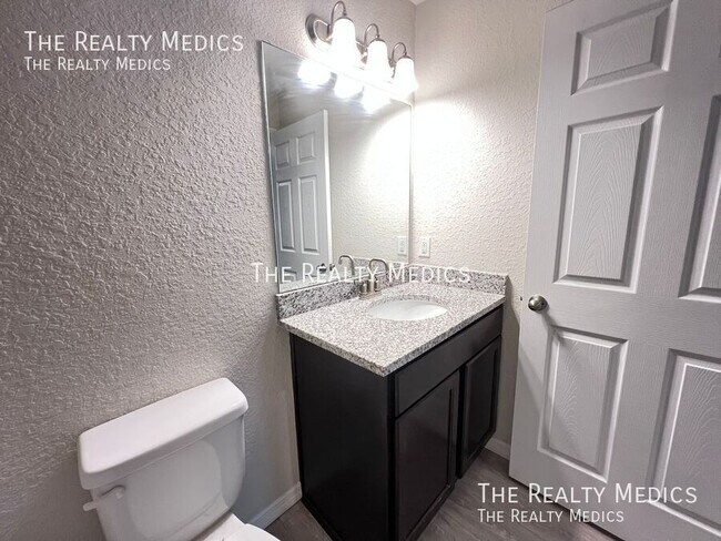 Building Photo - 41 Juniper Pass