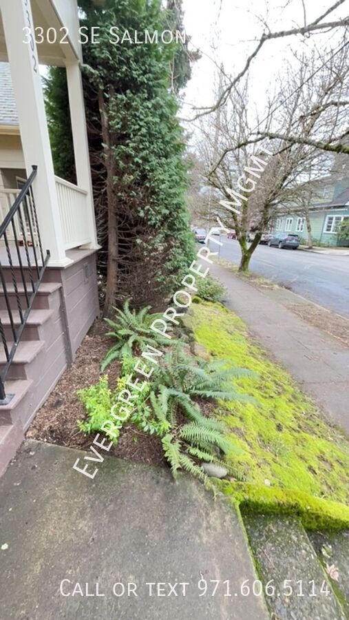 Building Photo - Charming 1BA Home Street Parking and Elect...