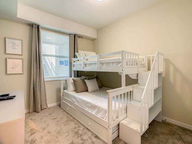 Building Photo - 3151 Paradox Cir