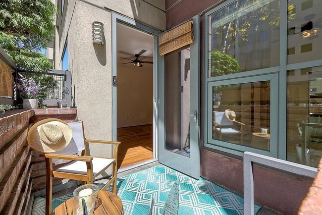 Building Photo - "Urban Oasis: Spacious 1-Bedroom with Granite  Finishes in Downtown San Diego"