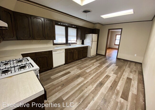 Building Photo - 2 br, 2 bath House - 315 West Lagrange Street