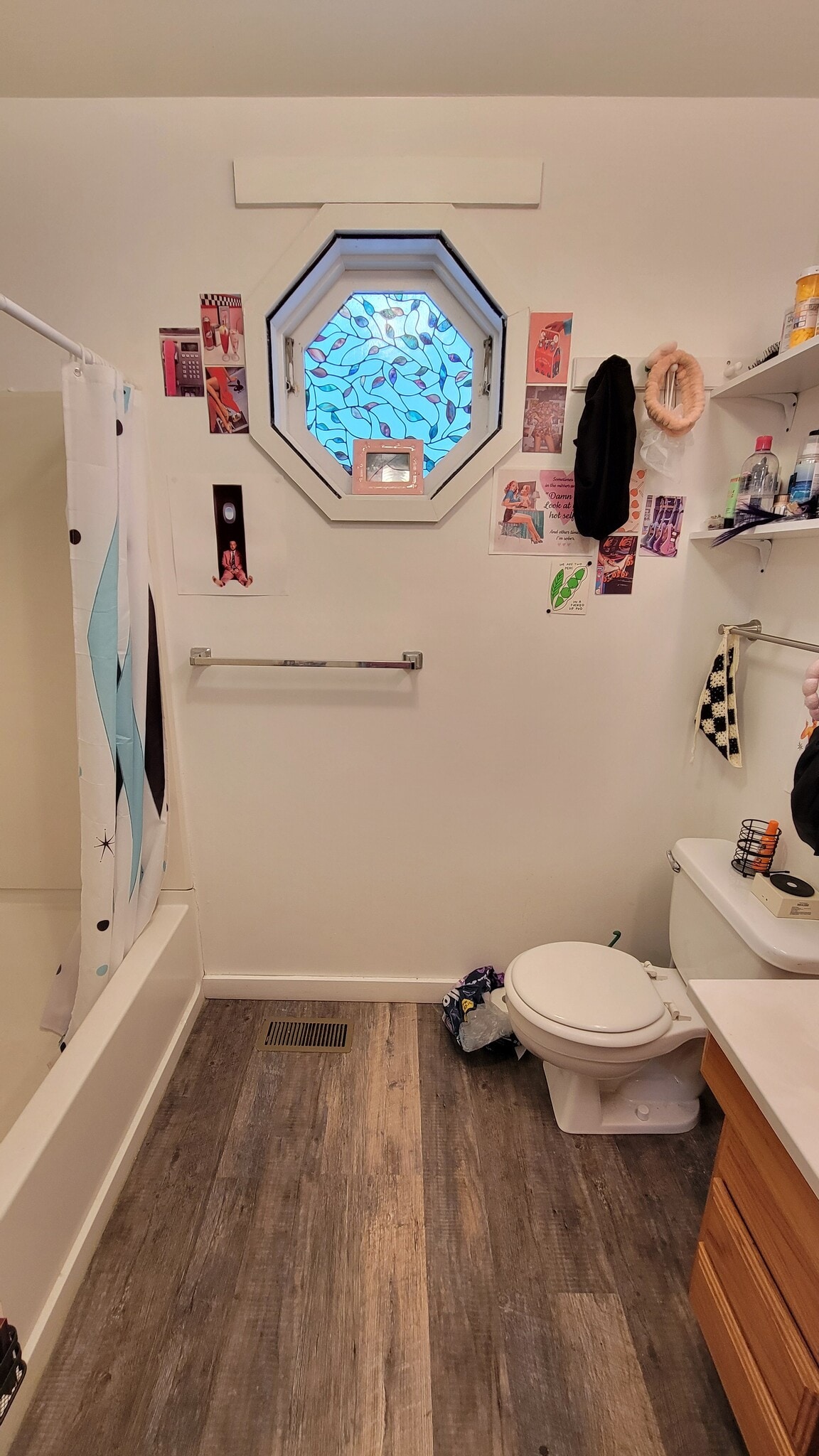 Building Photo - 1324 Vermont St