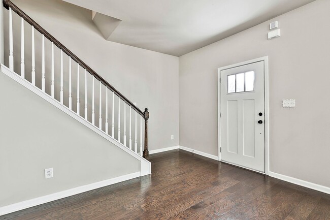 Building Photo - Spacious 5BR Home in Senoia — Golf Cart to Downtown