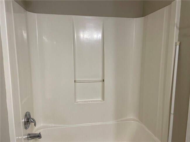 Building Photo - 2295 Fairways Ct