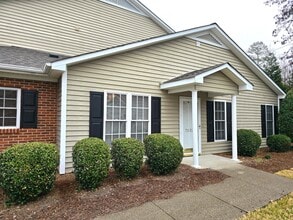 Building Photo - 7532 Riverside Ct