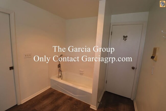 Building Photo - 1493 SW 66th Ave