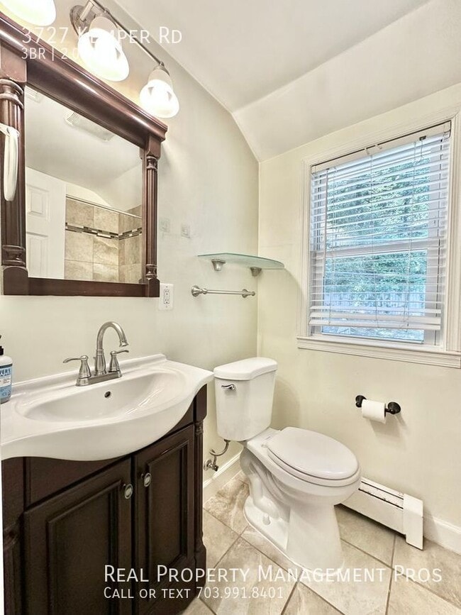 Building Photo - 3727 S Kemper Rd