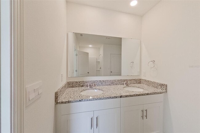 Building Photo - 32150 Katelin Cir