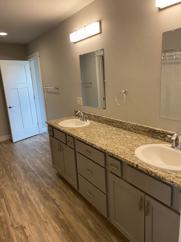 Building Photo - 1200 Glider Ln