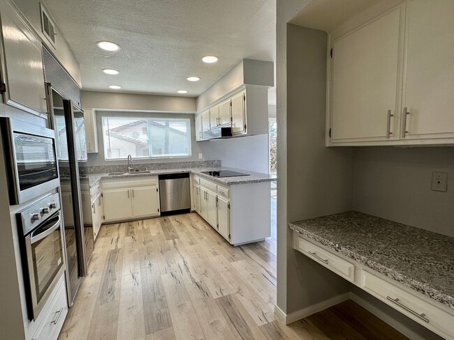 Building Photo - Beautiful Hilltop Del Cerro House with Amazing Views As Far As The Ocean!