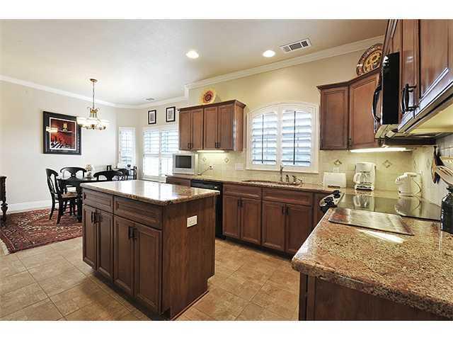 Building Photo - 644 Newport Dr