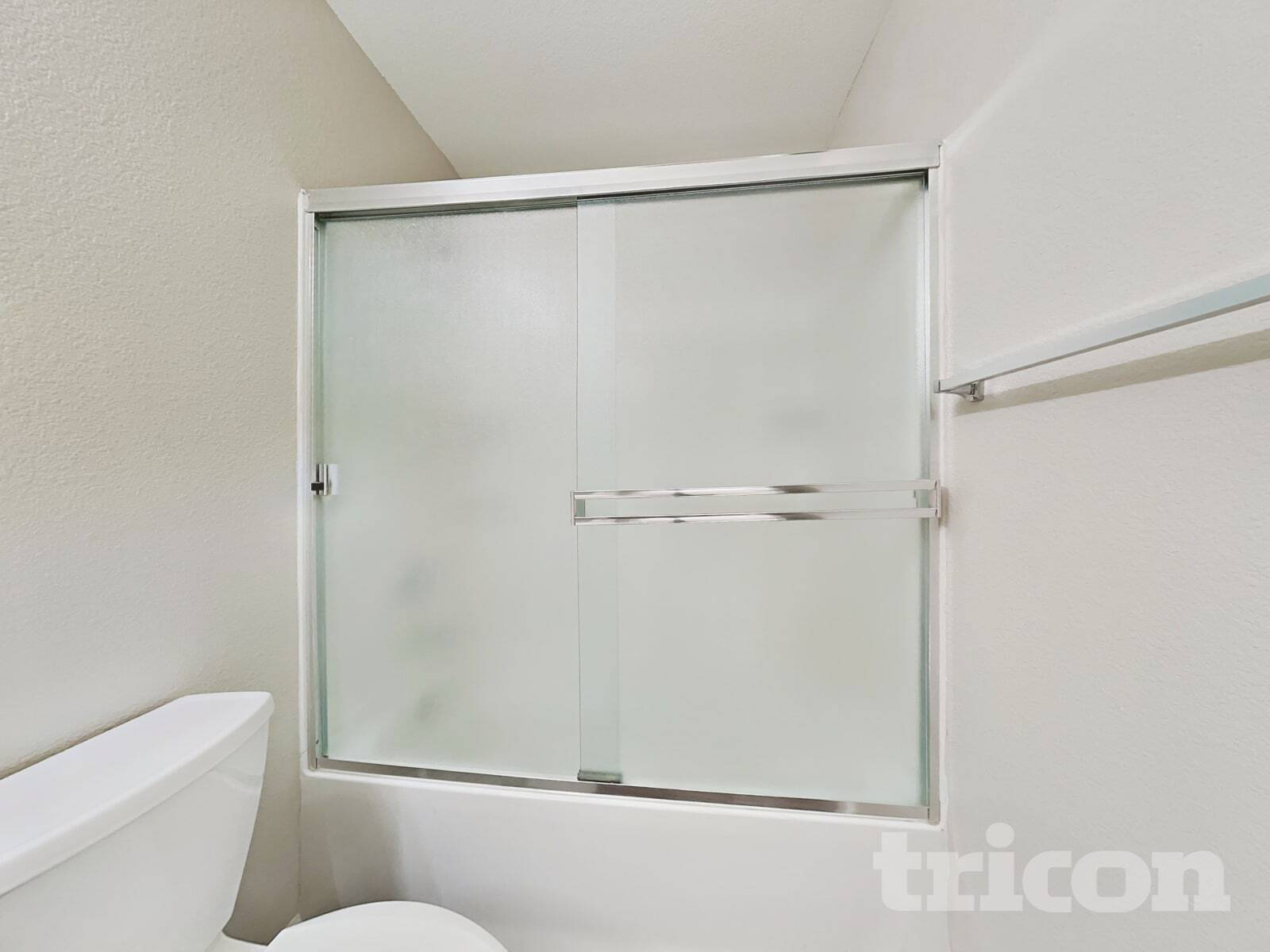 Building Photo - 17700 Smoketree Ct