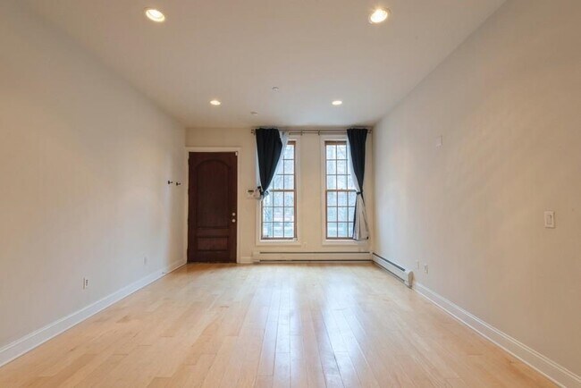 Building Photo - 110 Liberty View Dr.
