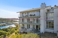 Building Photo - Resort Style Living in Prime Tiburon Location!