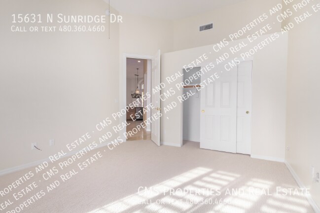 Building Photo - 15631 Sunridge Dr