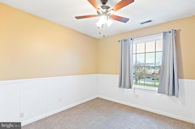 Building Photo - 520 Buckstone Garth
