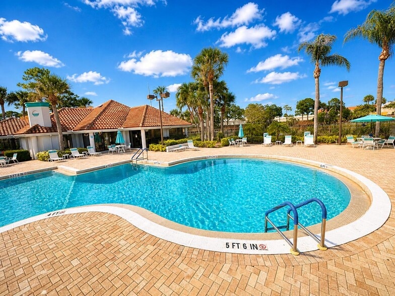 Building Photo - 703 Crosswinds Dr