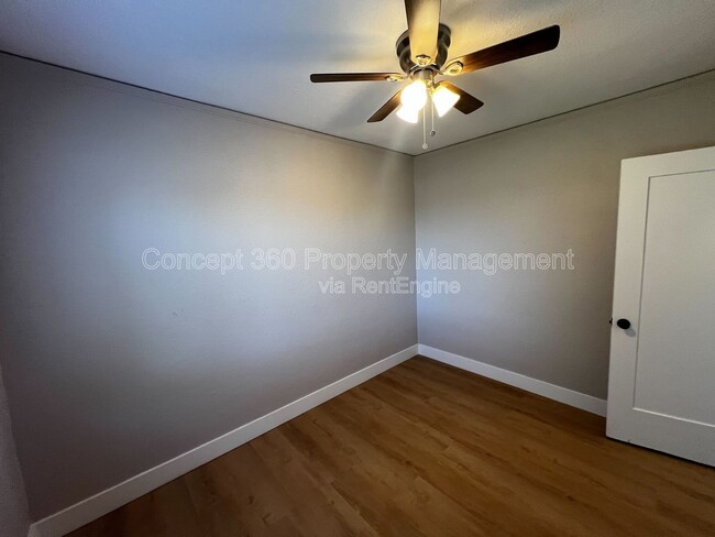 Building Photo - 1421 1/2 Obispo Ave