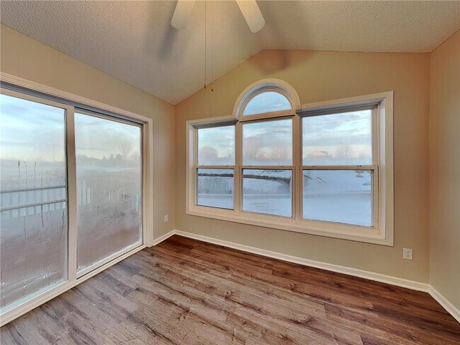 Building Photo - 10065 42nd St NE