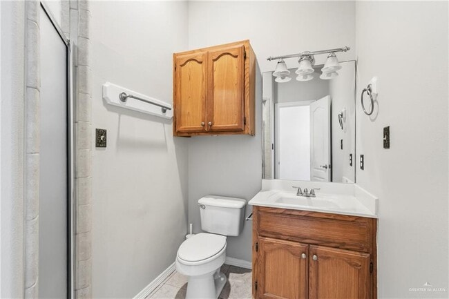 Building Photo - 21 S 25th St