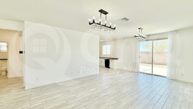 Building Photo - 40633 W Helen Ct