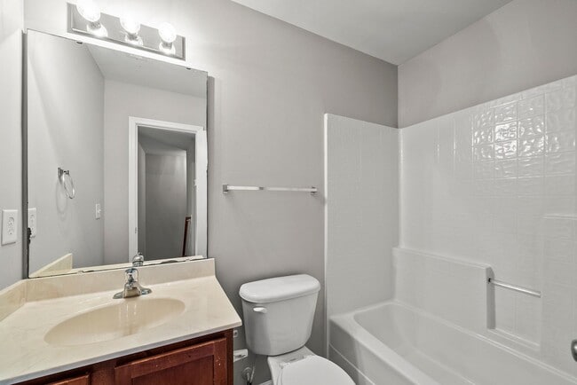 Building Photo - 2615 Wyntercrest Ln