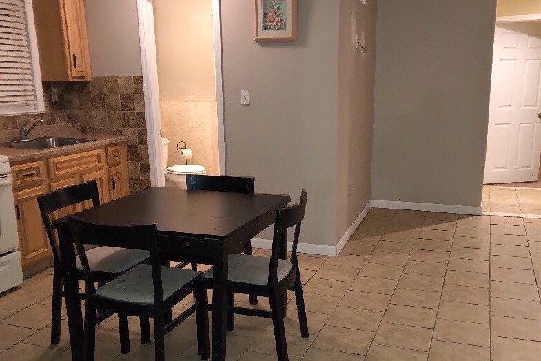 Building Photo - 272 Cleveland Ave