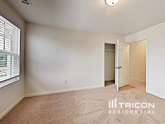 Building Photo - 1017 Hudson Ct