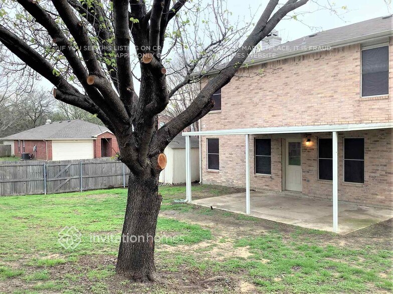 Building Photo - 2912 Barberini Dr