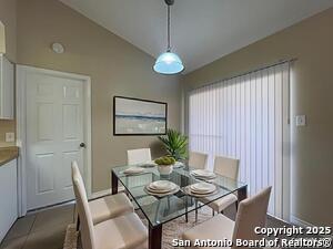 Building Photo - 14409 Edgemont St