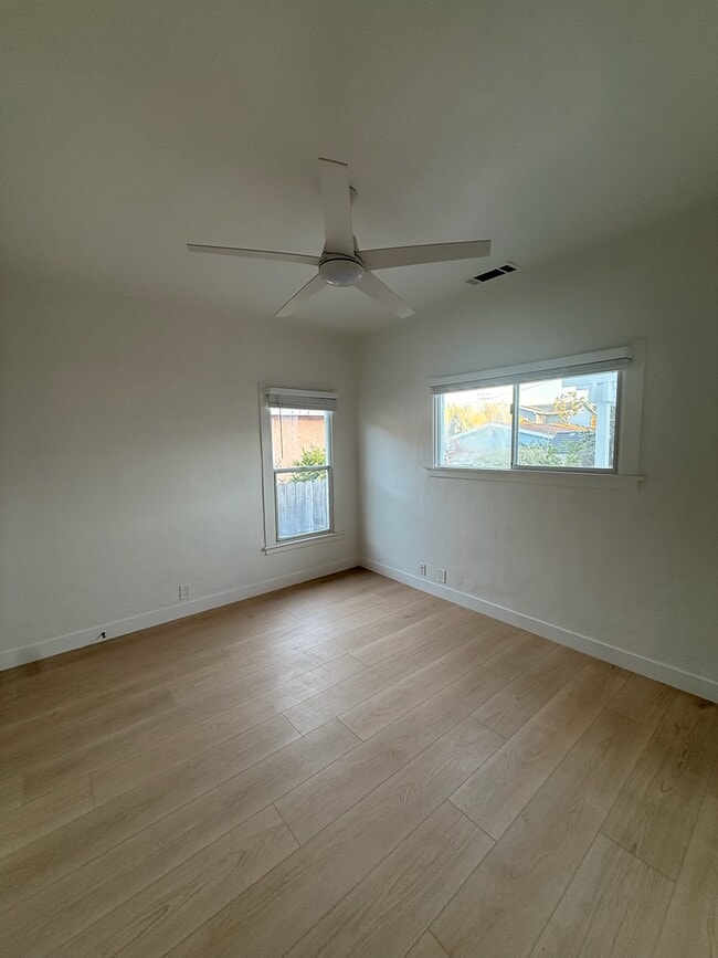 Building Photo - 509 Coronel Pl