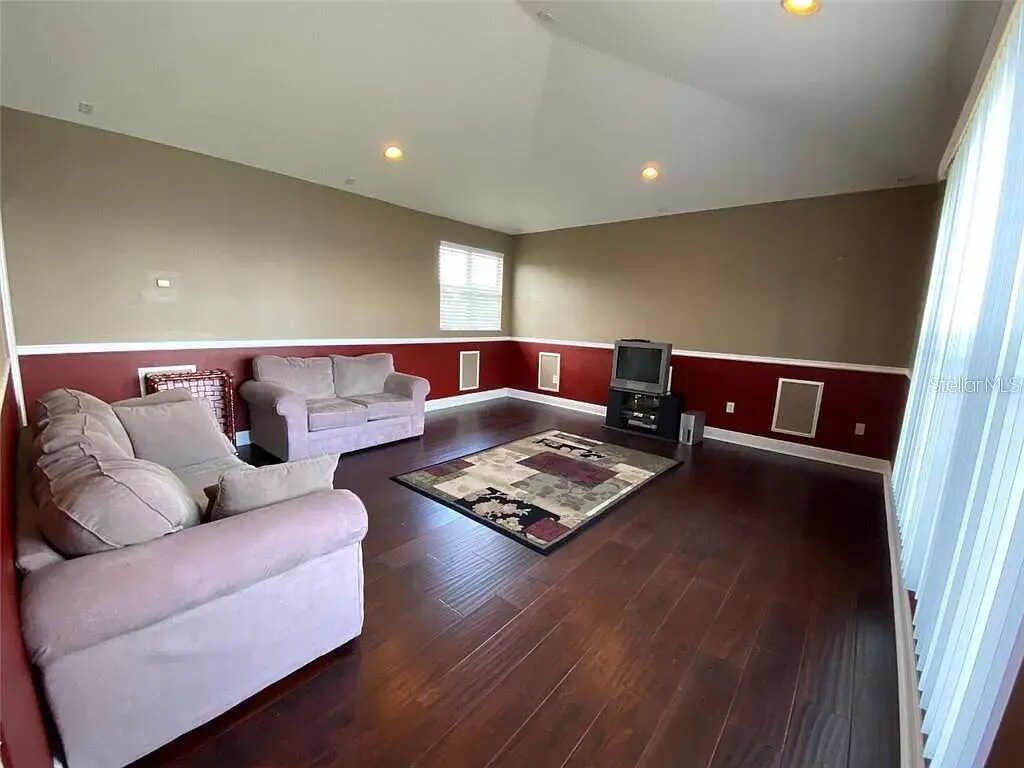 Building Photo - 16235 Ivy Lake Dr