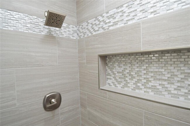 Building Photo - 6330 Grand Bahama Cir