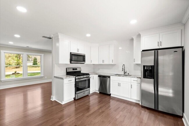 Building Photo - 4149 Allegiance Ave SW