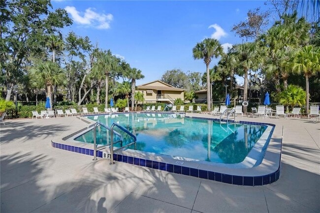 Building Photo - 120 Hibiscus Woods Ct