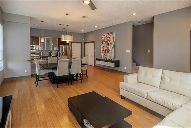 Building Photo - 1414 Emancipation Ave